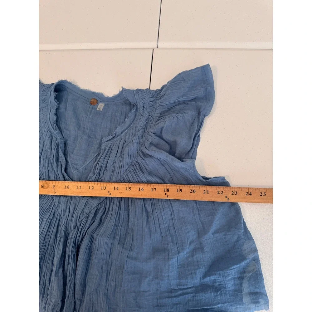 Free People FP One Blue Gauze Pleated Flutter Sleeve Boho Blouse Top Medium pp